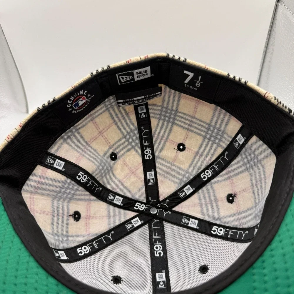 New Era 59Fifty Los Angeles Angels Plaid Burberry Collection Fitted Hat 7 1/8 - Picture 4 of 5